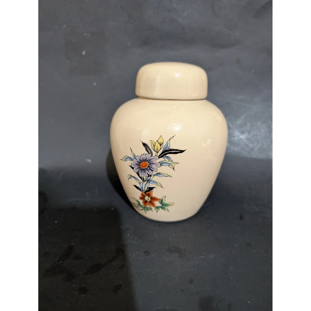 Shibata Japan Porcelain Ginger Jar Lidded Urn Floral Bird Cream Vintage 6 Inch